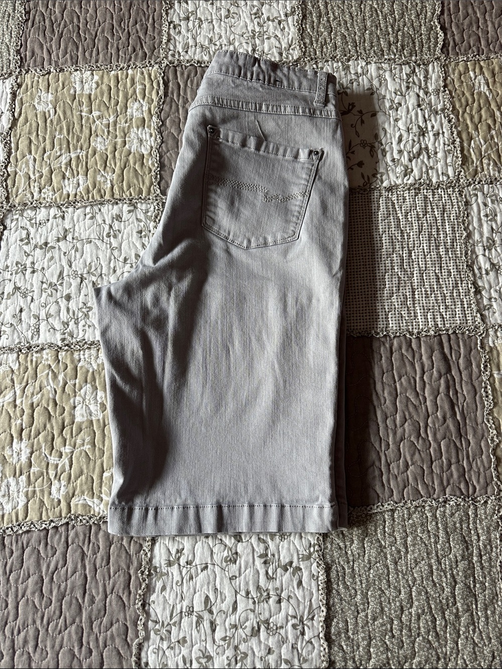 Women's French Dressing FDJ Bermuda Shorts - Classic Casual Fit Size 12